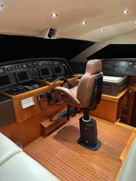 FERRETTI CUSTOM LINE 94 - View 15