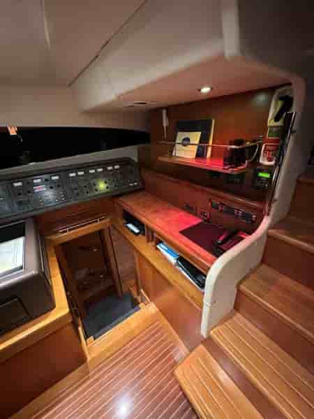 FERRETTI CUSTOM LINE 94 - View 17
