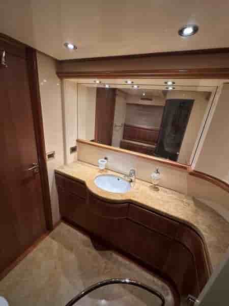 FERRETTI CUSTOM LINE 94 - View 34