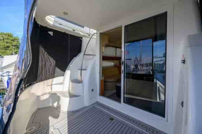 MERIDIAN 341 - View 1