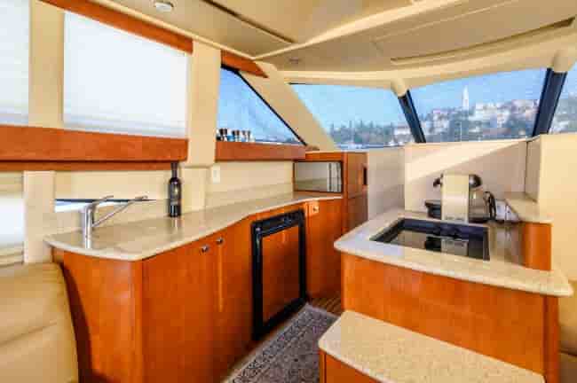 MERIDIAN 341 - View 2