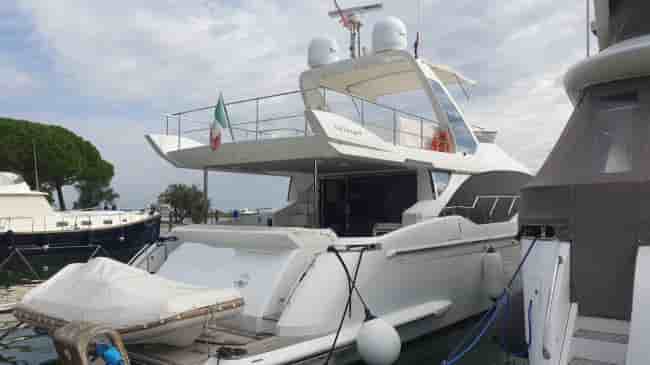 AZIMUT 66  FLY - View 2
