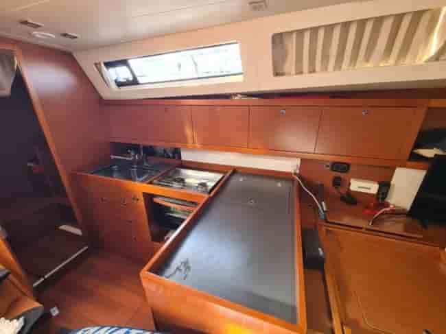 BENETEAU OCEANIS 41 - View 10