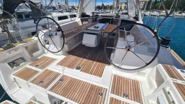 BENETEAU OCEANIS 41 - View 2