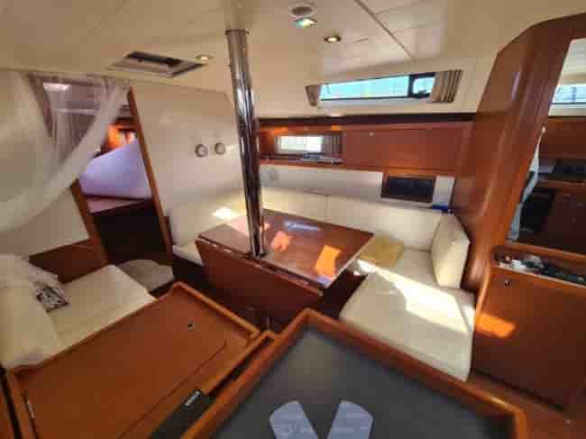 BENETEAU OCEANIS 41 - View 4