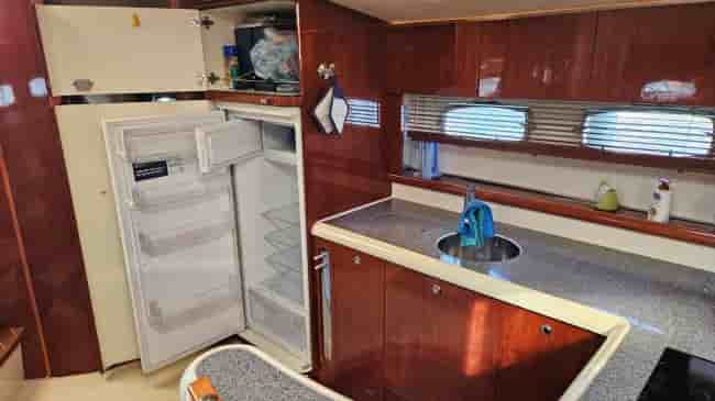 FAIRLINE 52 TARGA - View 11