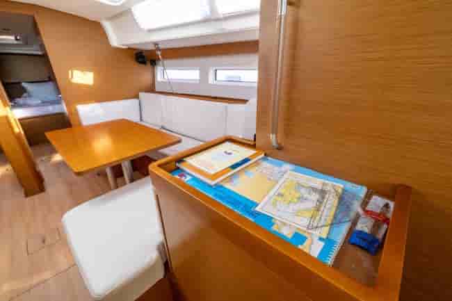 JEANNEAU SUN ODYSSEY 380 - View 12