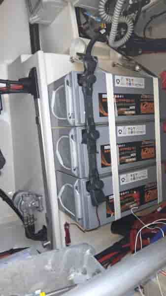 FOUNTAIN PAJOT ASTREA 42 - View 8