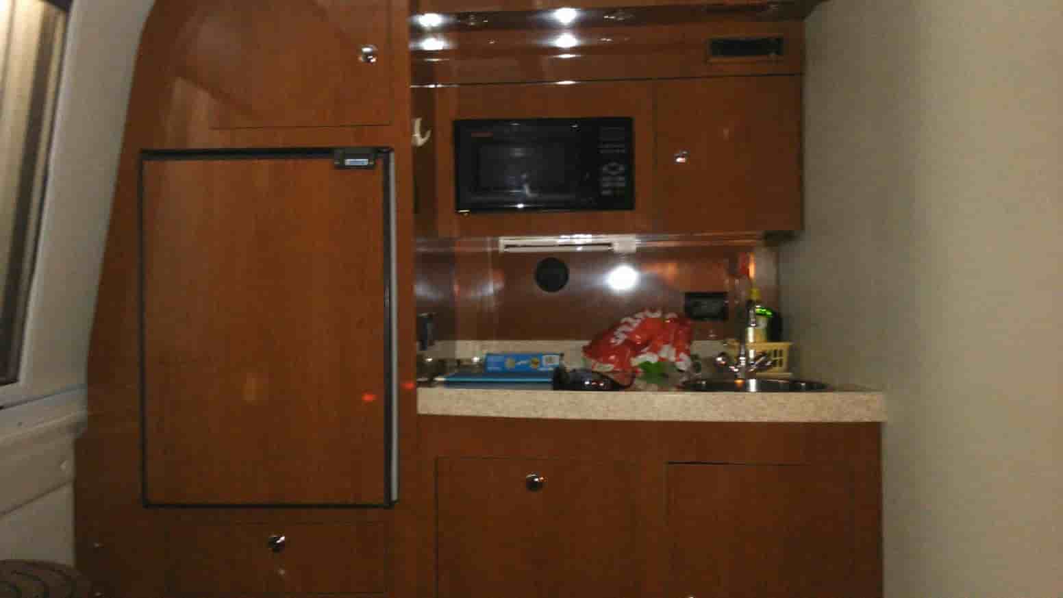 Regal Comodore 3760 - View 8