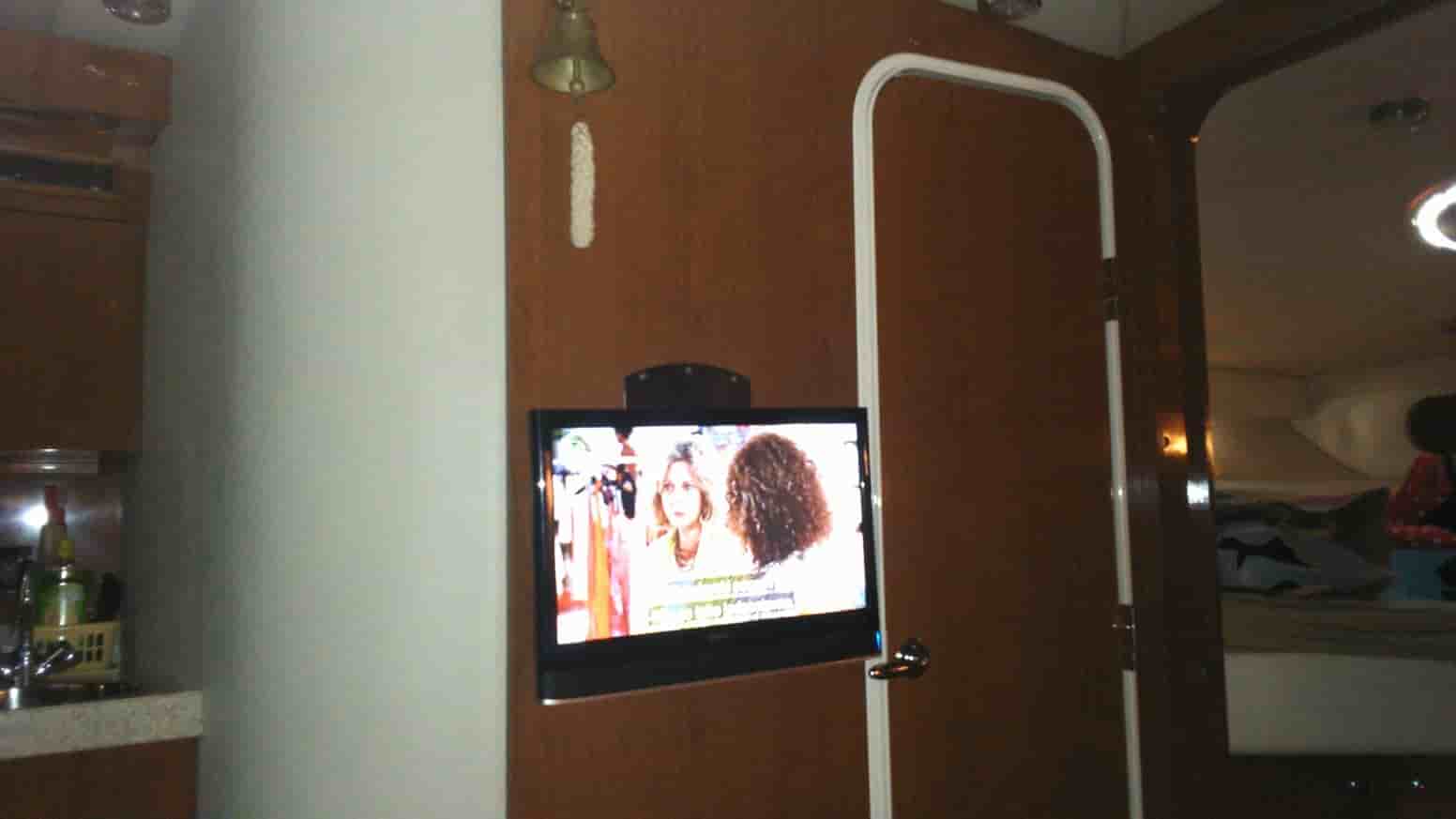 Regal Comodore 3760 - View 9