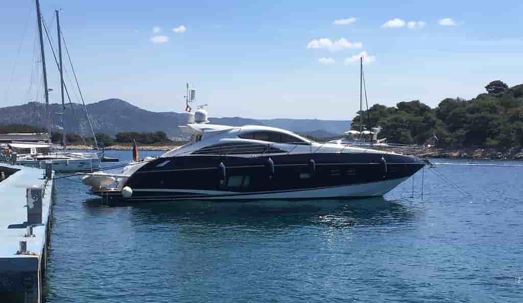 Sunseeker Predator 62 - View 1