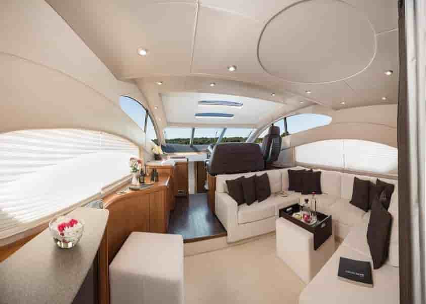 Sunseeker Predator 62 - View 6