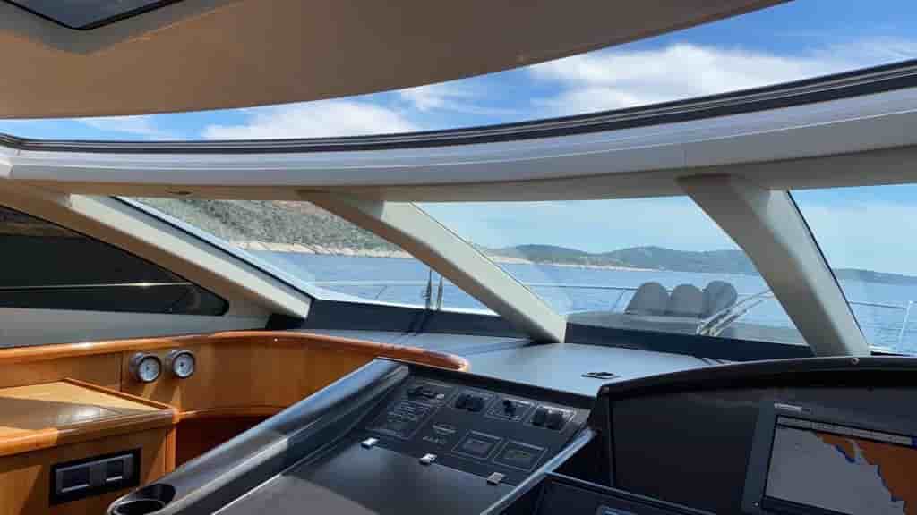 Sunseeker 72 Predator - View 10