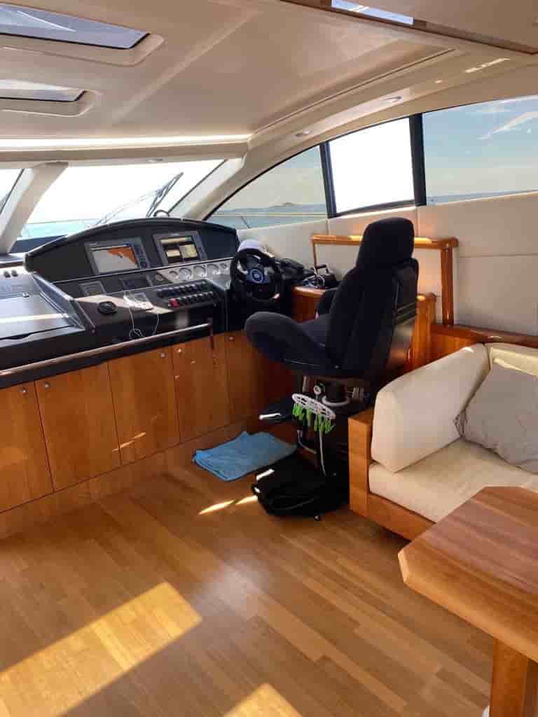Sunseeker 72 Predator - View 8