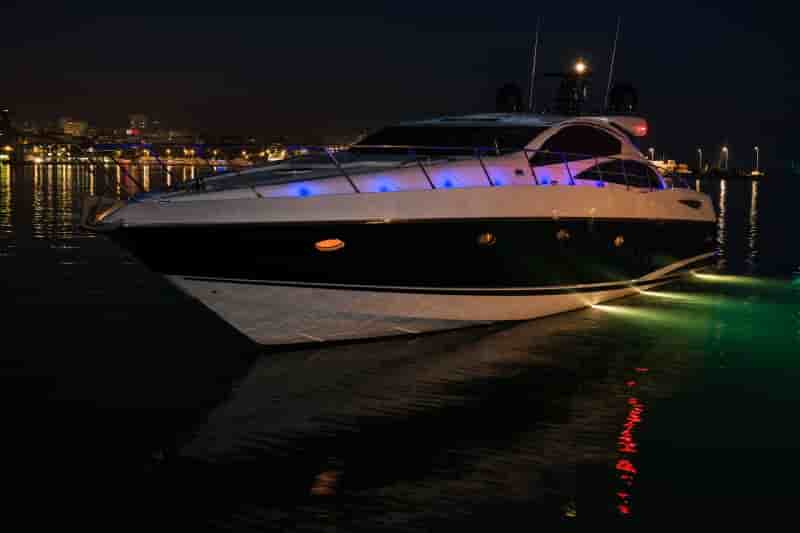 Sunseeker Predator 72 - View 3