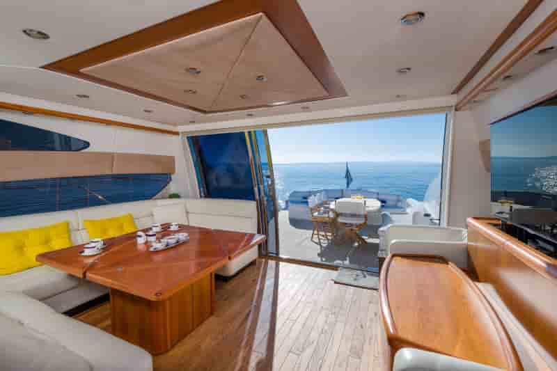 Sunseeker Predator 72 - View 5