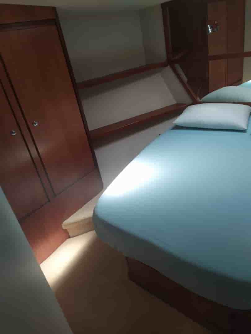 Bertram 54 fly - View 6