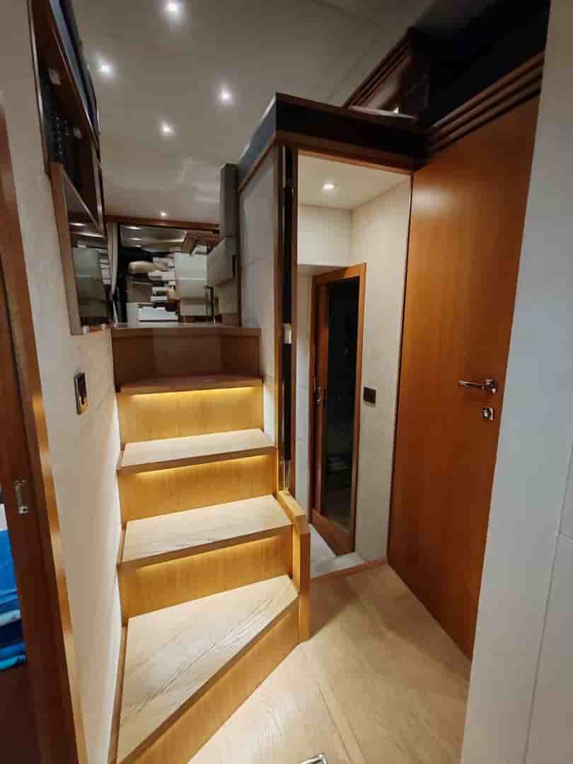 Absolute 52 fly - View 8