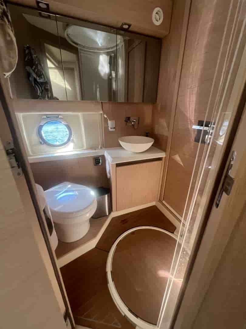 Beneteau Monte Carlo 5 - View 5