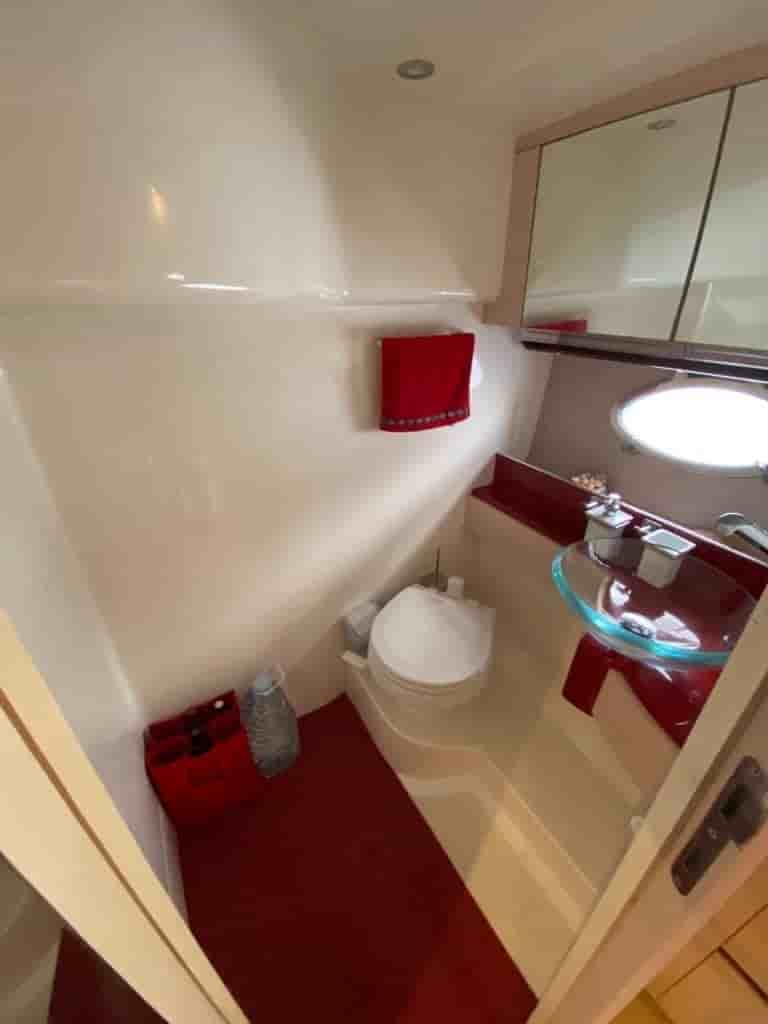 Atlantis 39 2006 - View 8