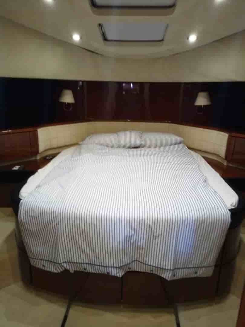 Fairline 74 Squadron - View 12