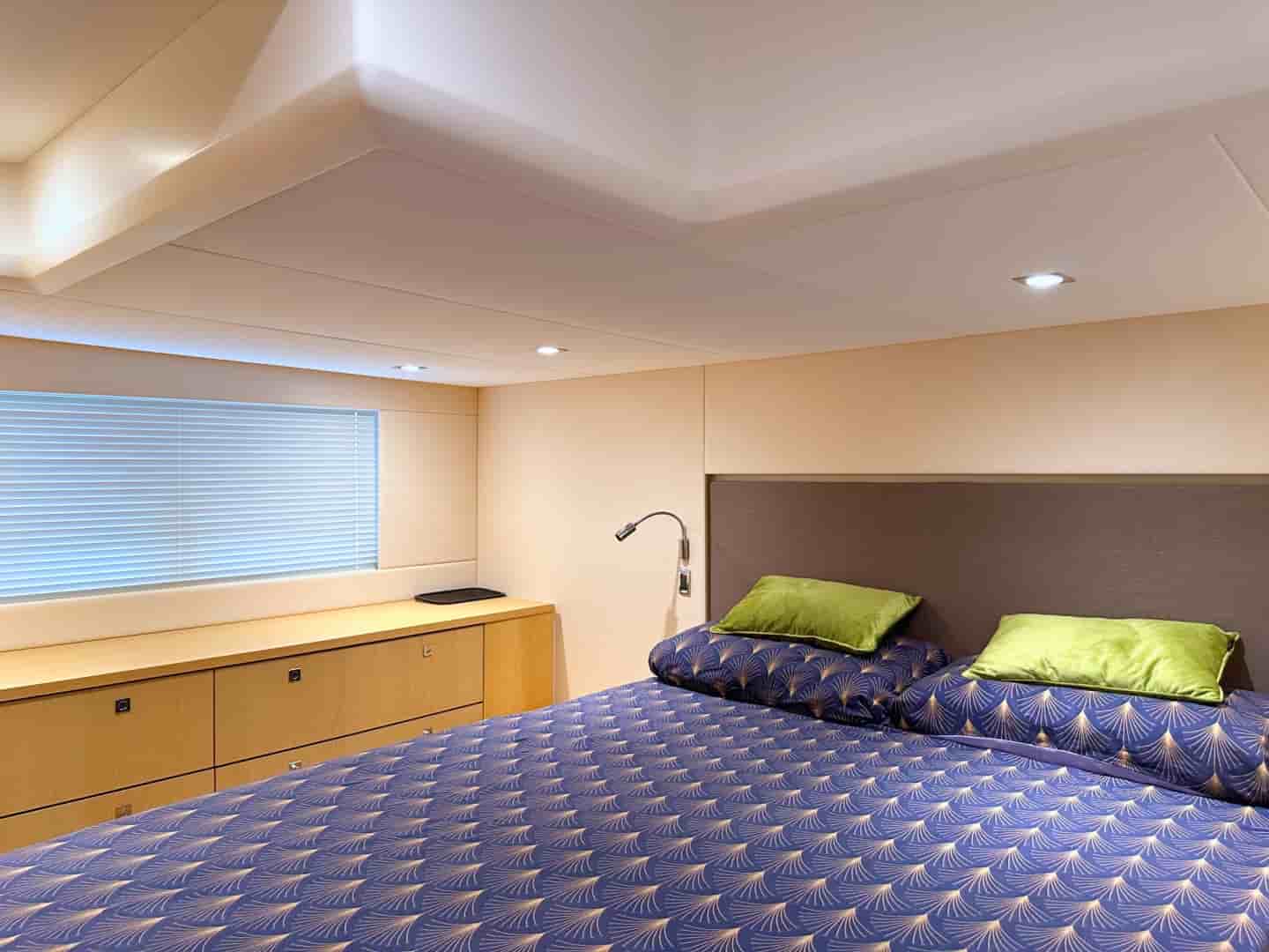 Fairline 48 Targa - View 11