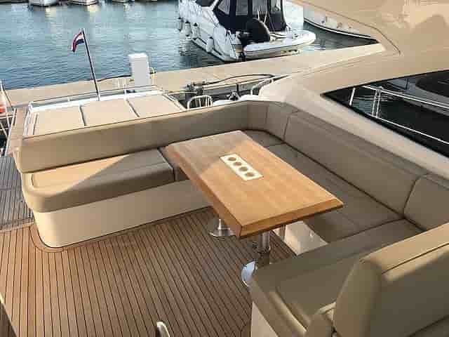 Fairline 48 Targa - View 16