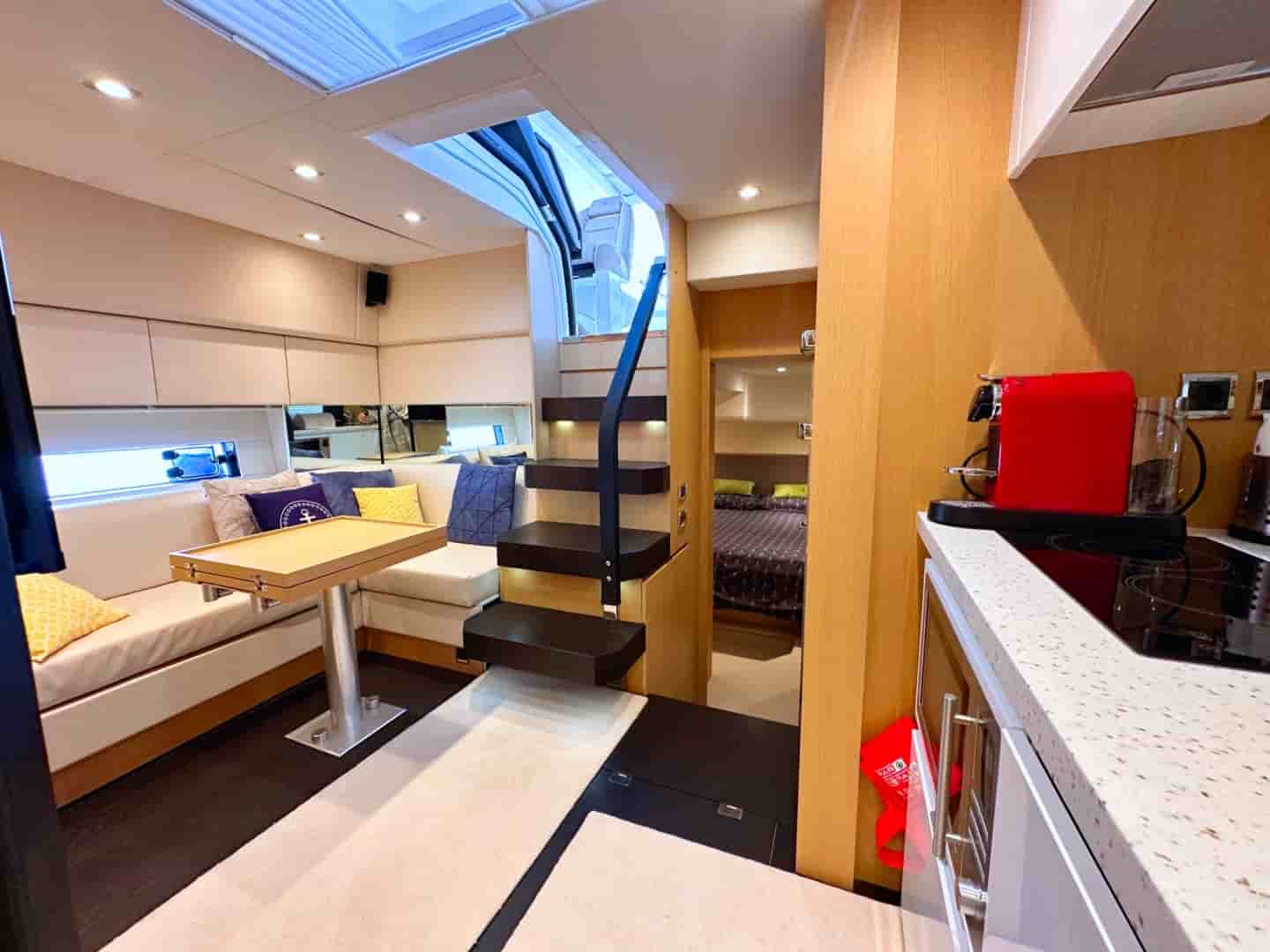 Fairline 48 Targa - View 7