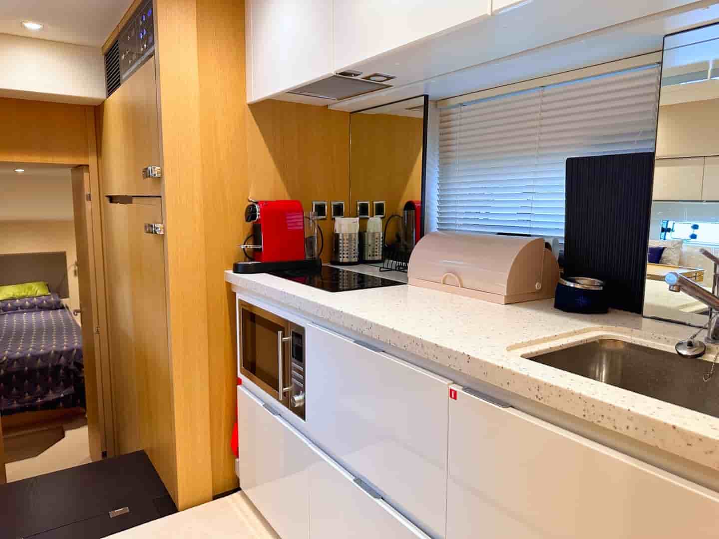 Fairline 48 Targa - View 8