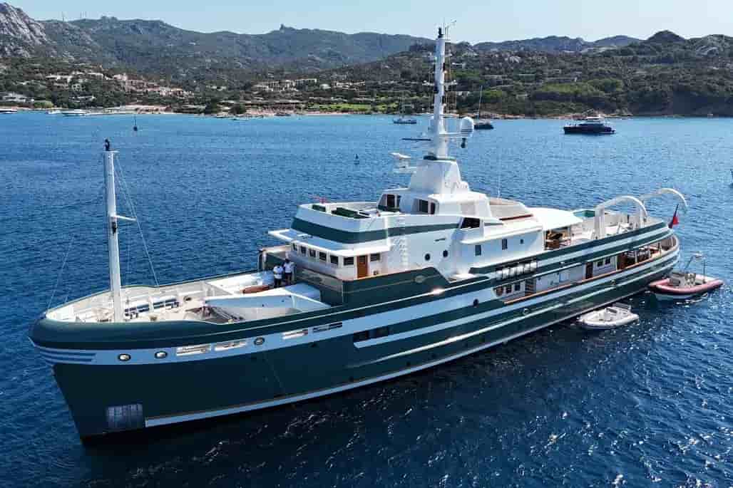 Pendennis Pendennis 55 M - View 1