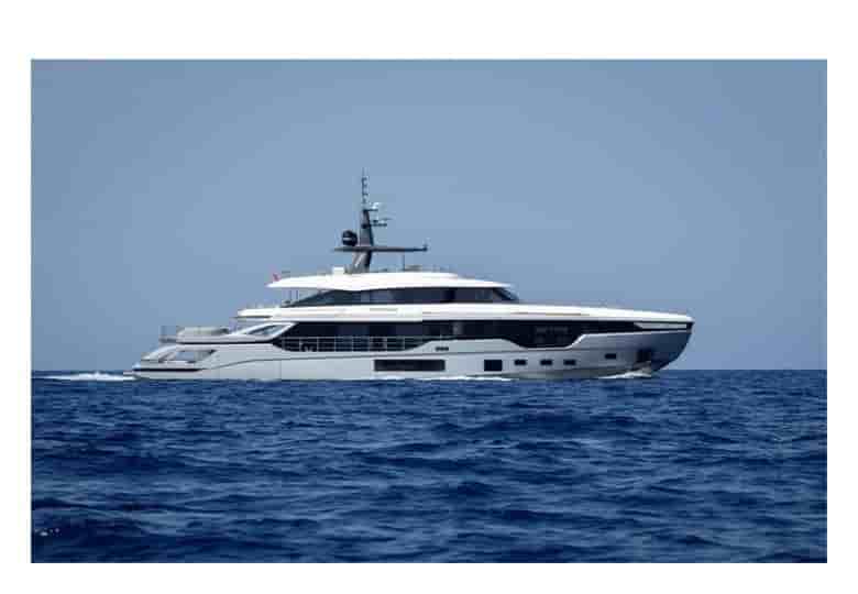 Azimut Yachts Azimut Grande 38M Trideck – 2023 Superyacht - View 1