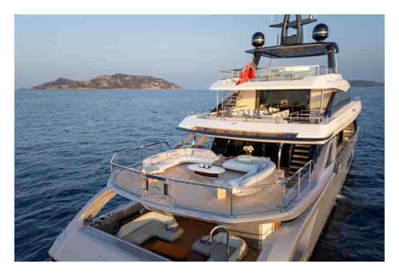 Azimut Yachts Azimut Grande 38M Trideck – 2023 Superyacht - View 2