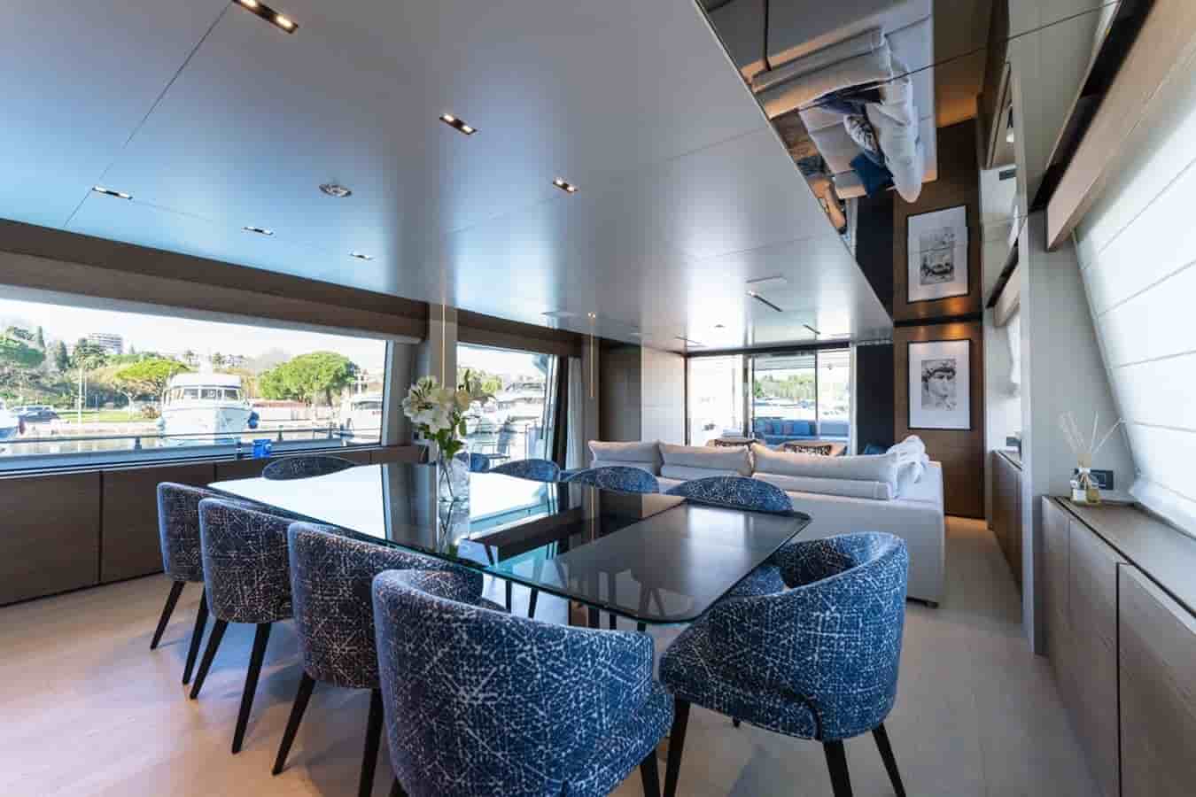 Custom Line Ferretti group Custom line Navetta 33 - View 7
