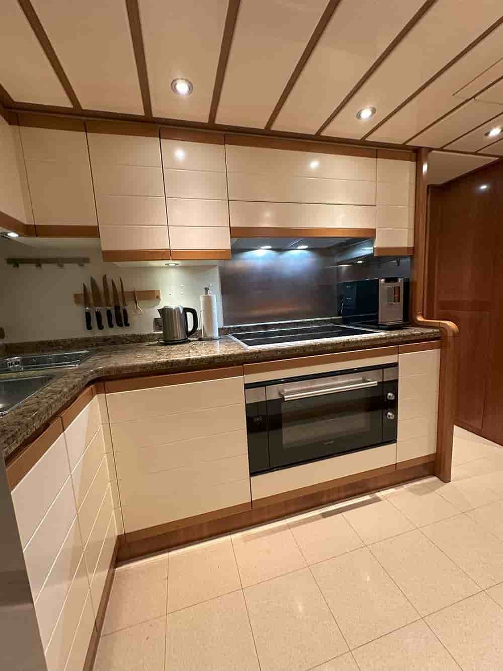 Custom Line Ferretti group Ferretti Custom Line 94 - View 12