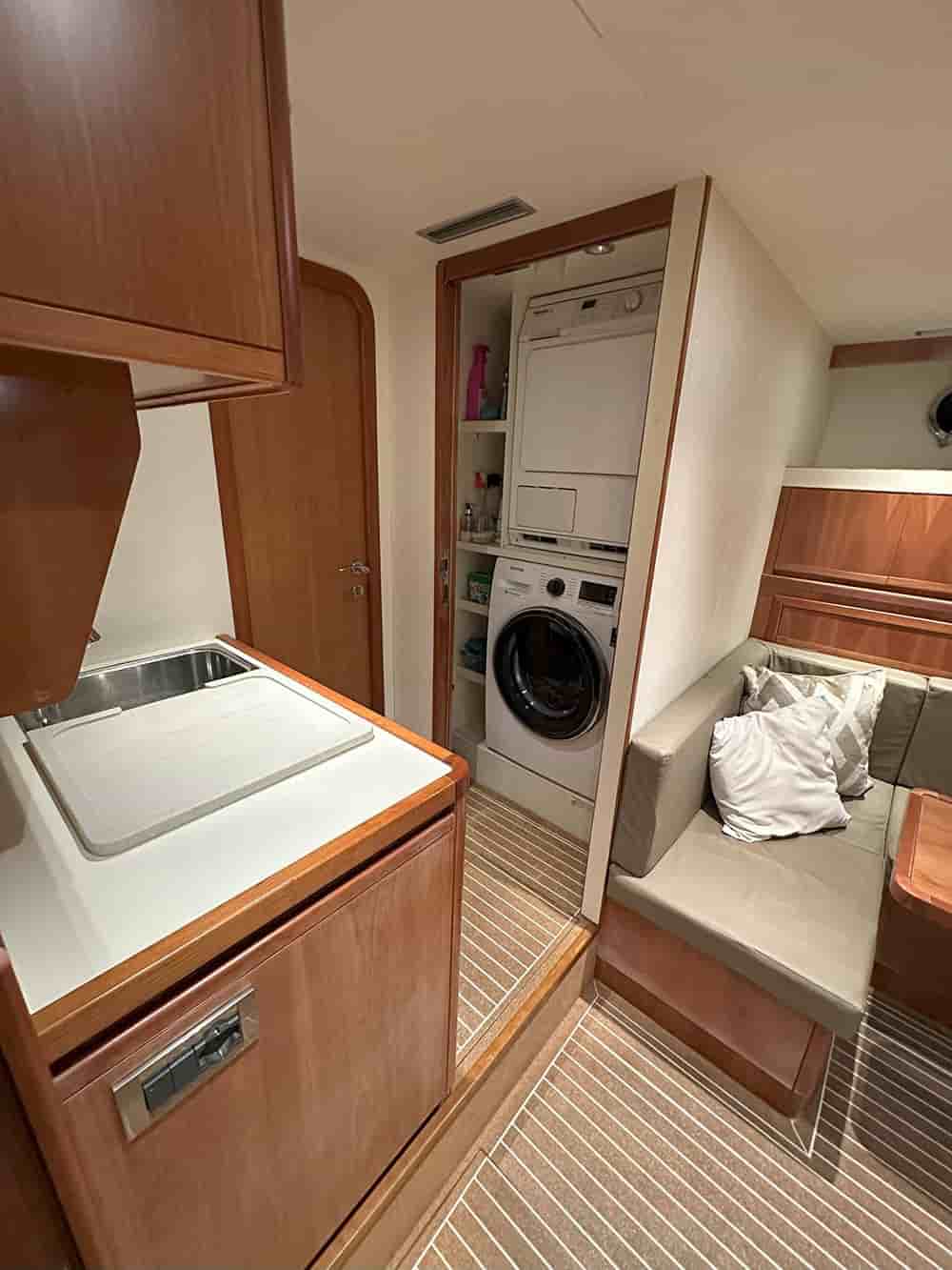 Custom Line Ferretti group Ferretti Custom Line 94 - View 18