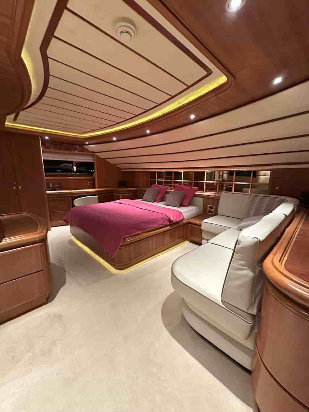 Custom Line Ferretti group Ferretti Custom Line 94 - View 9