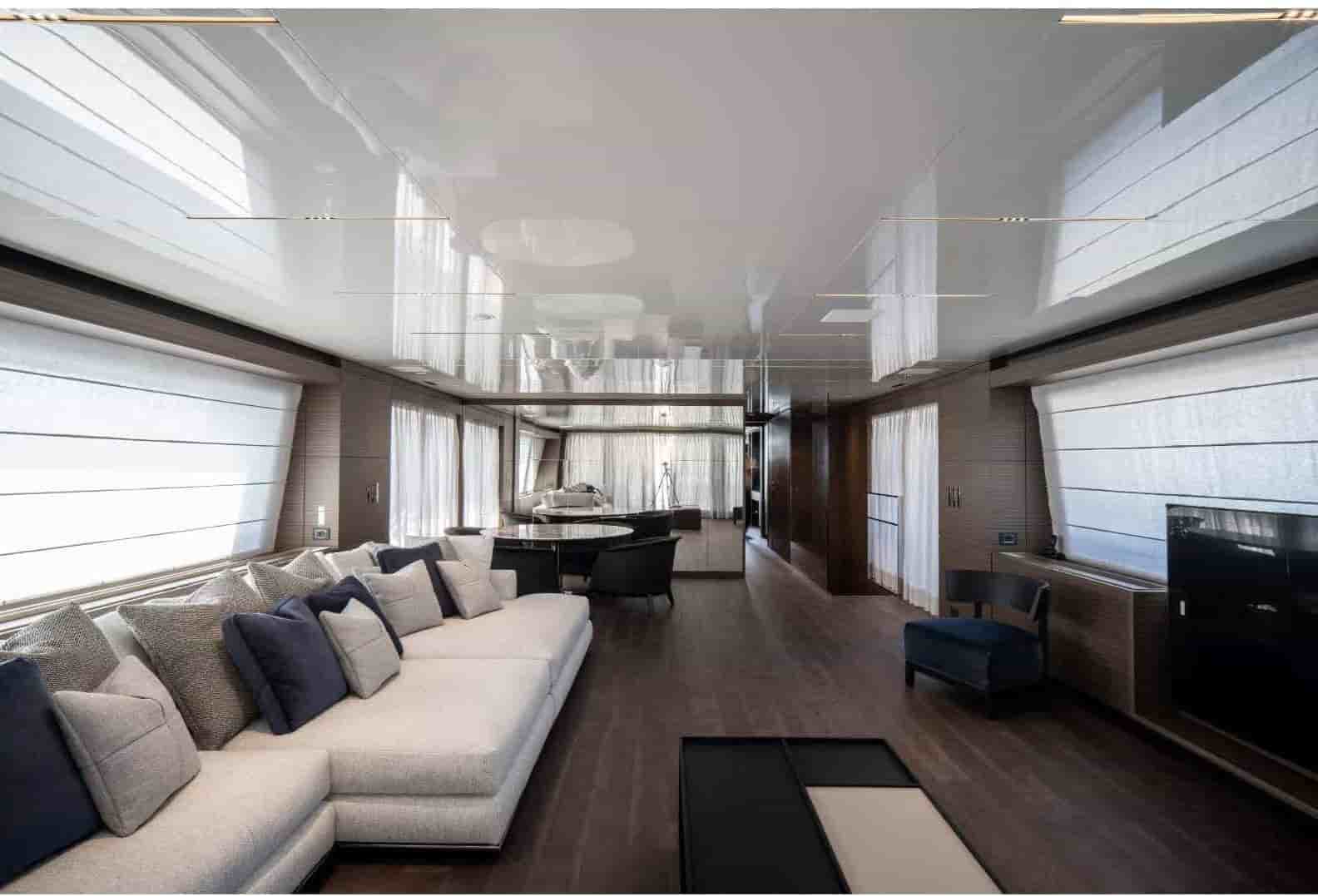 Custom Line Ferretti group CUSTOM LINE NAVETTA 42 - View 14