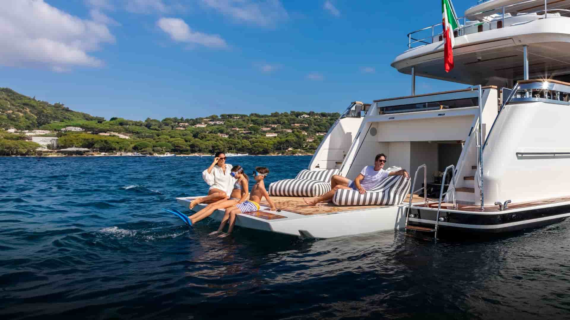 Custom Line Ferretti group CUSTOM LINE NAVETTA 42 - View 24