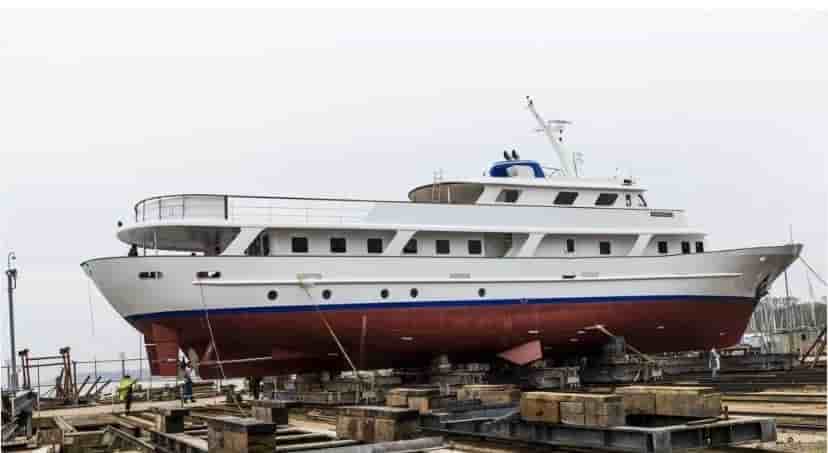 Beykoz Shipyard Turkey Classic 40M Motor Yacht TRAFALGAR – Elegant Gentleman’s Yacht - View 4