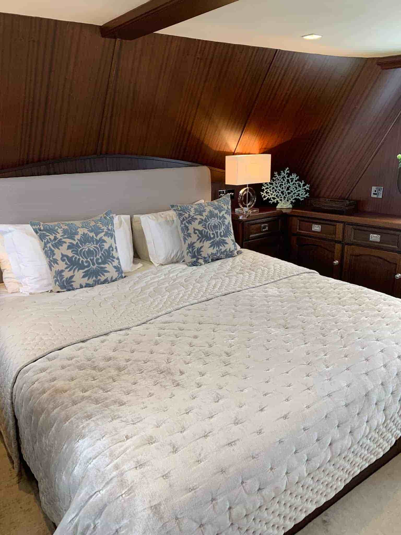 Beykoz Shipyard Turkey Classic 40M Motor Yacht TRAFALGAR – Elegant Gentleman’s Yacht - View 9