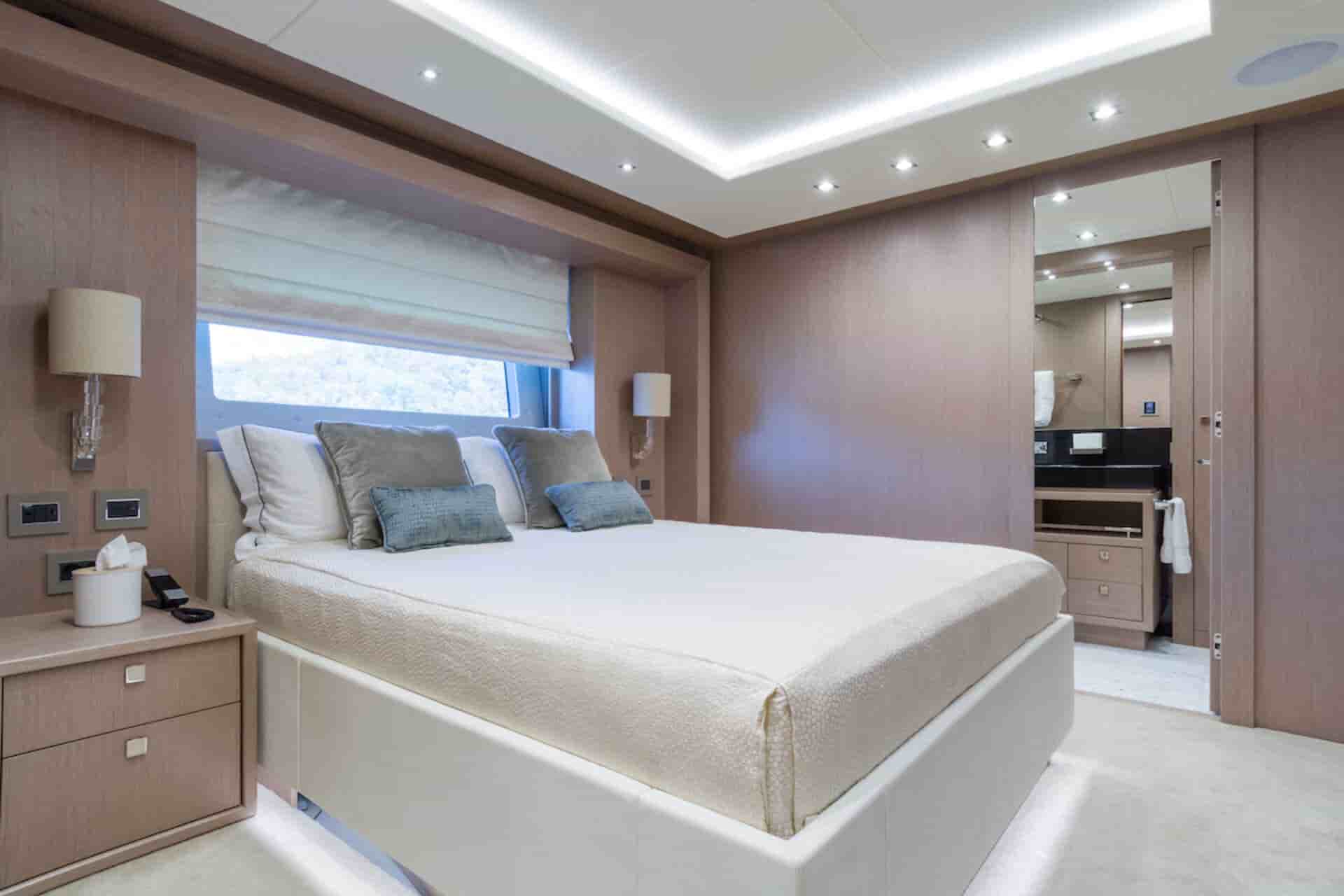 Sunseeker 116 2017 - View 26