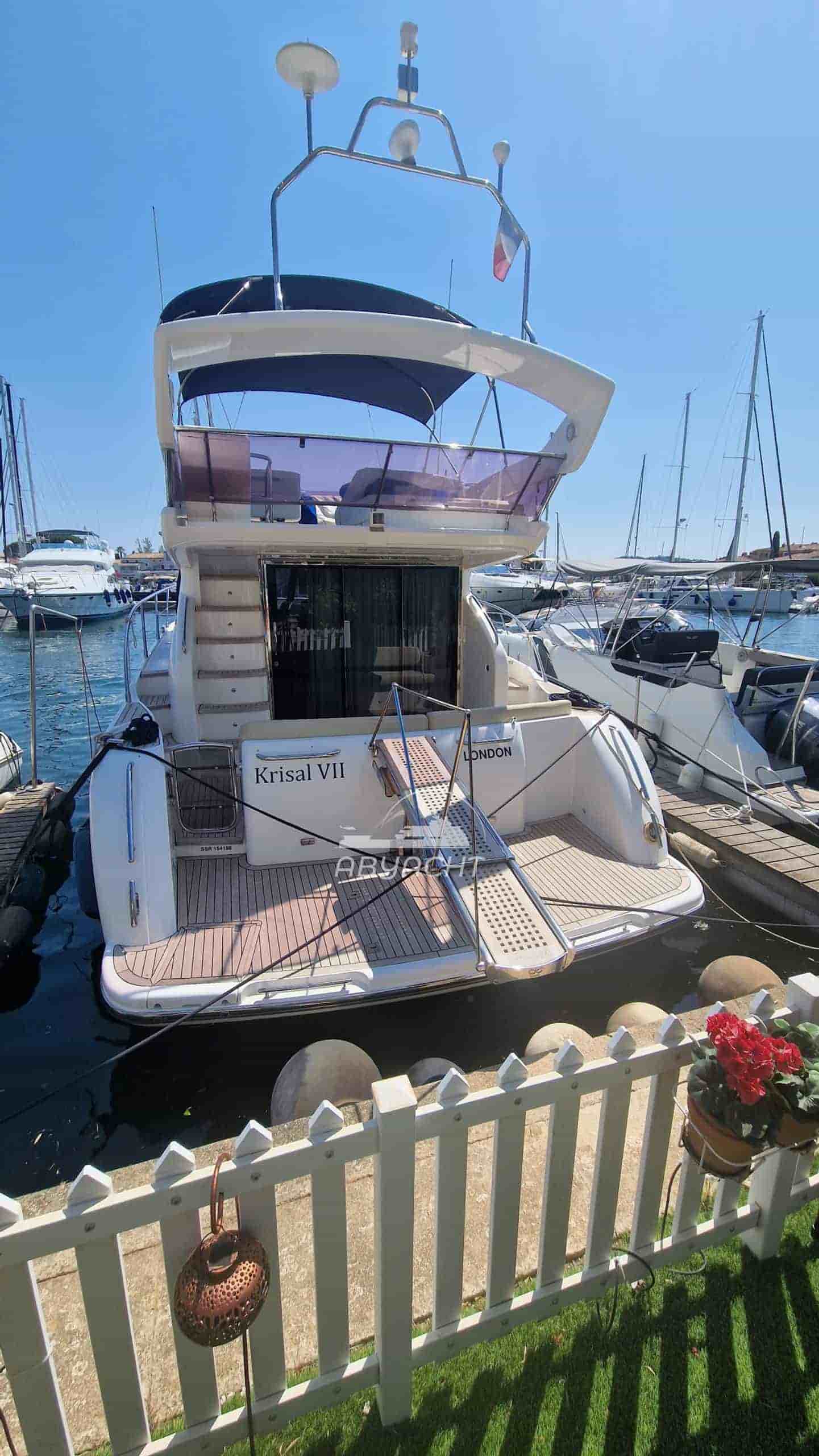 Princess Yachts Princess 42 2013 - View 2