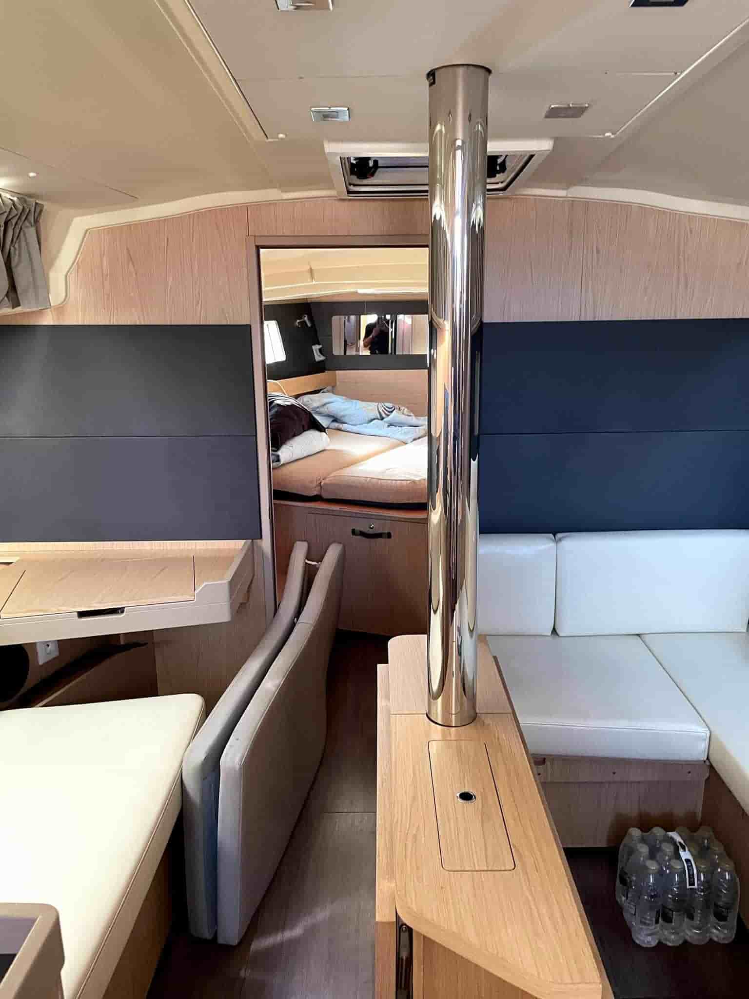 Beneteau Beneteau Oceanis 41.1 - View 15