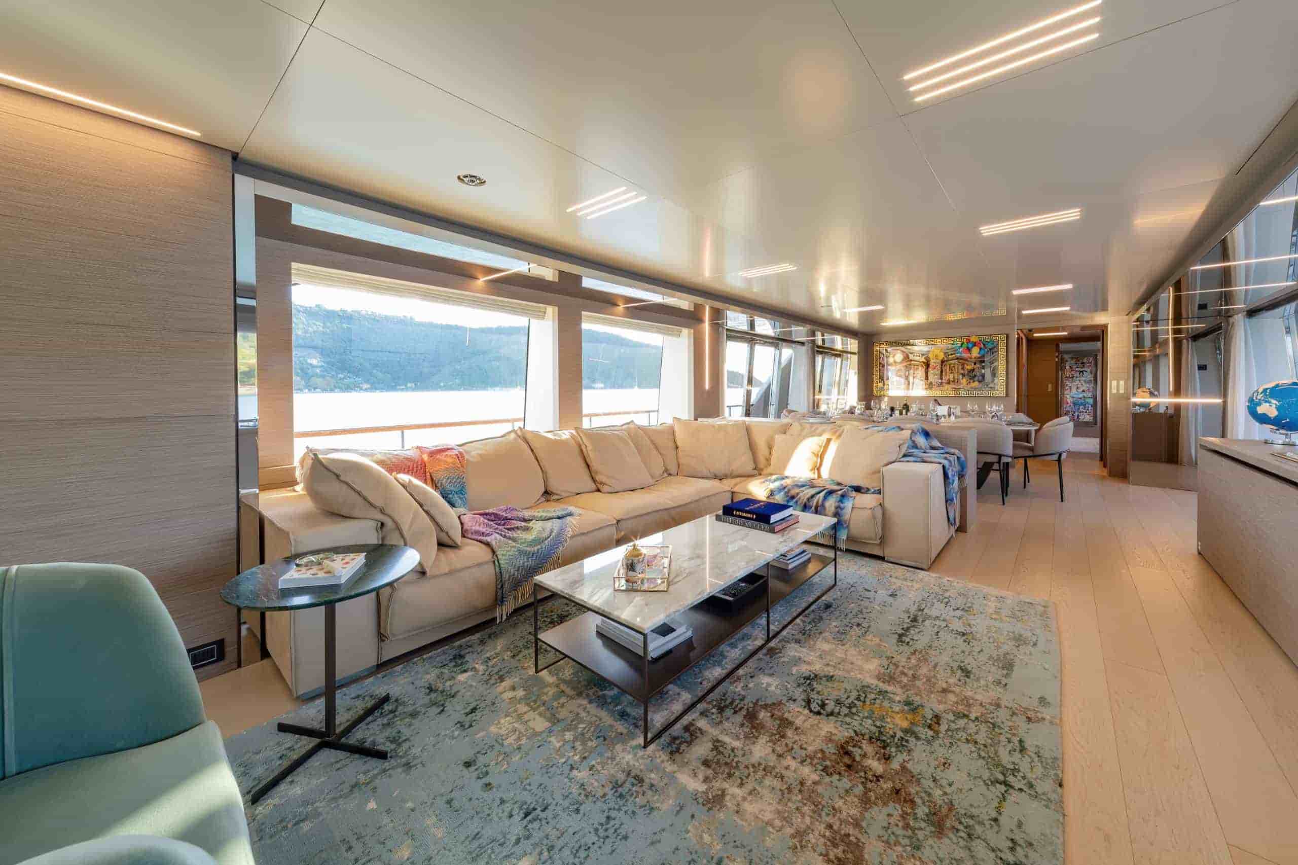 Ferretti Custom Line Custom Line 37 M Navetta - View 24