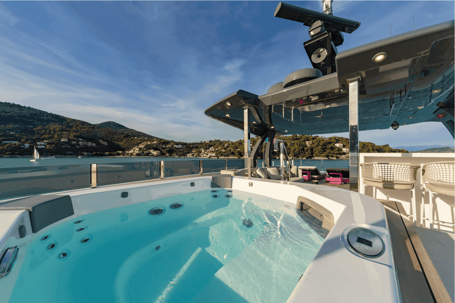 Ferretti Custom Line Custom Line 37 M Navetta - View 9