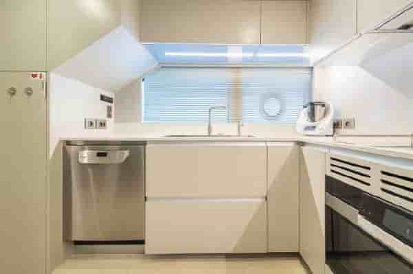 Ferretti Custom Line Ferretti Custom Line 33 - View 18