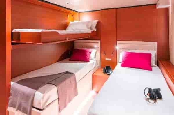 Ferretti Custom Line Ferretti Custom Line 33 - View 20