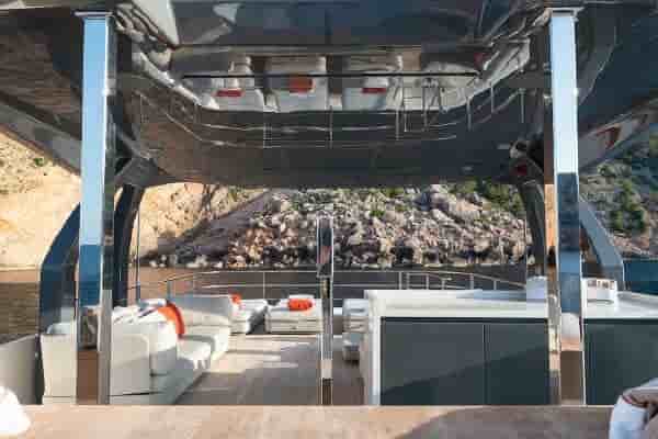 Ferretti Custom Line Ferretti Custom Line 33 - View 3