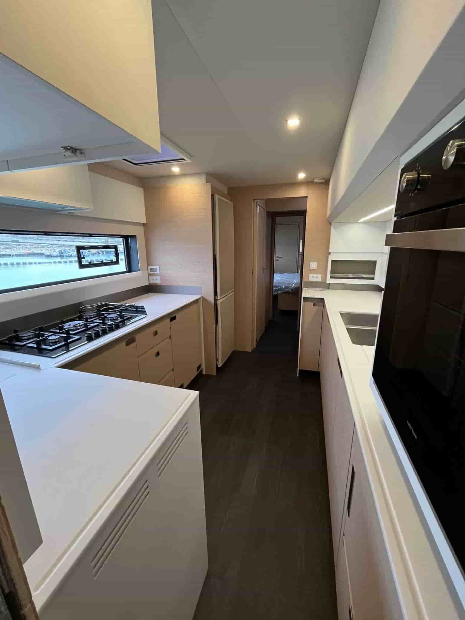 Foutaine Pajot Catamaran power 67' - View 10