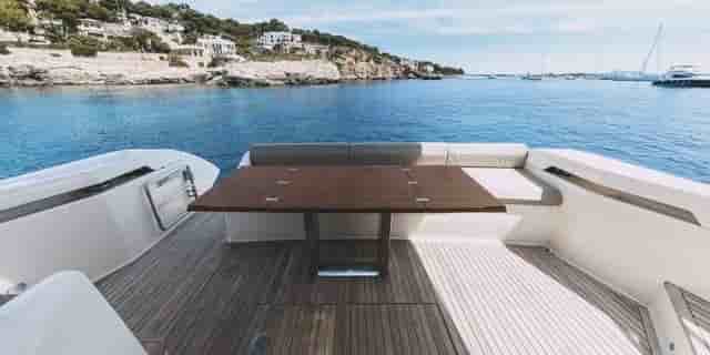 Ferretti Ferretti 550 flybridge - View 4